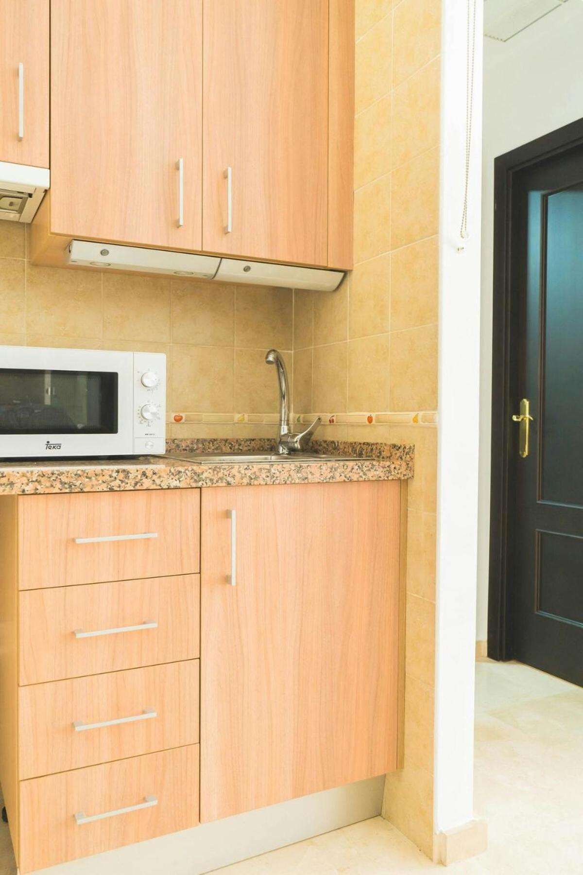 Centrico Apartamento En Calle Carreteria - Málaga Exteriör bild