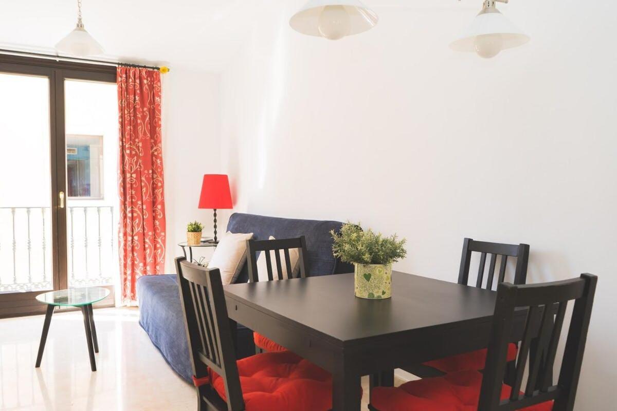 Centrico Apartamento En Calle Carreteria - Málaga Exteriör bild